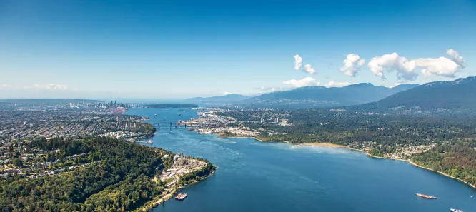 Vue aérienne de Burrard Inlet Vue aérienne de Burrard Inlet